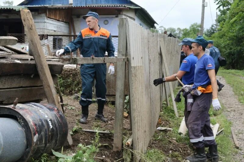 Организация аварийно восстановительных. Аварийно-восстановительные работы. МЧС восстановительные работы. Восстановительные работы после ЧС. Fdfhbqyjвосстановительные работы.