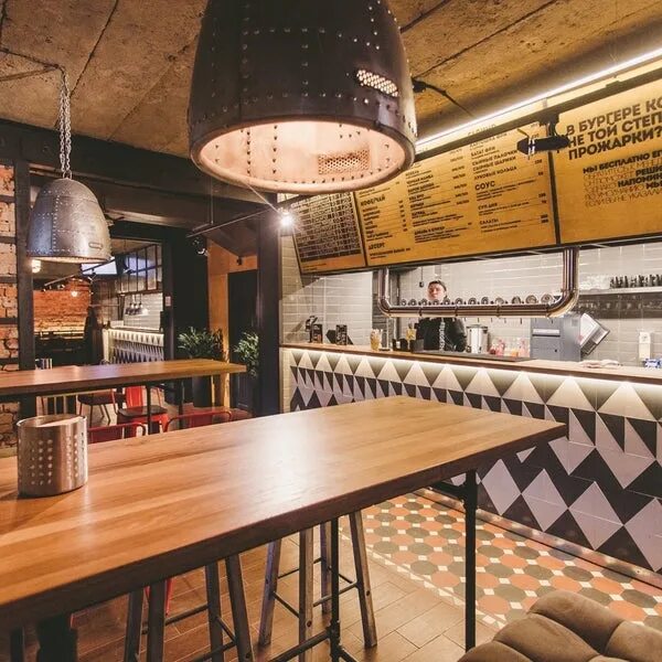 Burger heroes, чита, ленинградская улица. Бургер хироус ордынка. Ресторан герои. Burger heroes пиво. Бургерная упаковка.