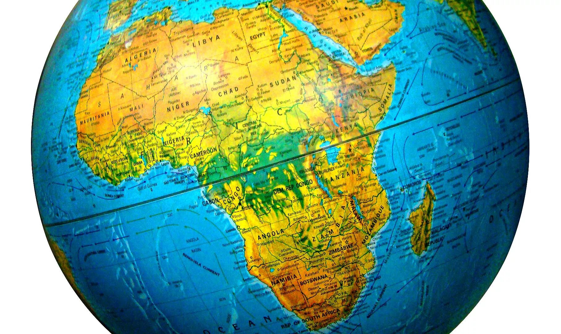 Африка на глобусе. Глобус картинка. Материк Африка на глобусе. Континенты на глобусе. Экватор на географической карте