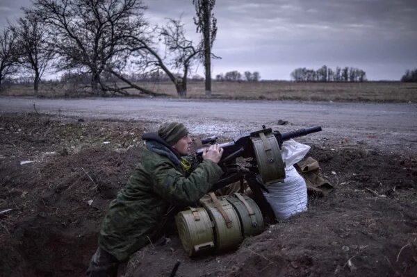 Донбасс последние боевые сводки. Последние сводки луганска. Волноваха руины. Украинские боевики. Ополчение новороссии зимой.