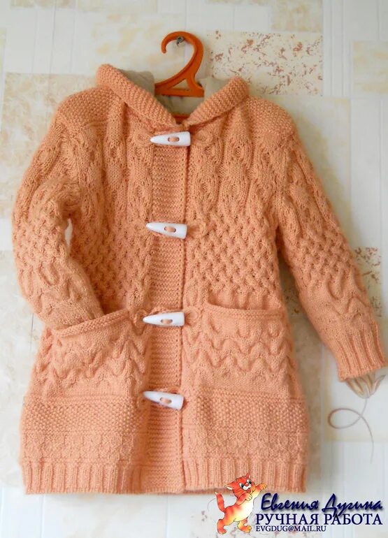 Жакет вязаный для девочки. Кофточка на девочку 3 года. Кофточка для девочки. Вяжем спицами девочка 3 лет. Вязаная кофта для девочки 3 лет.