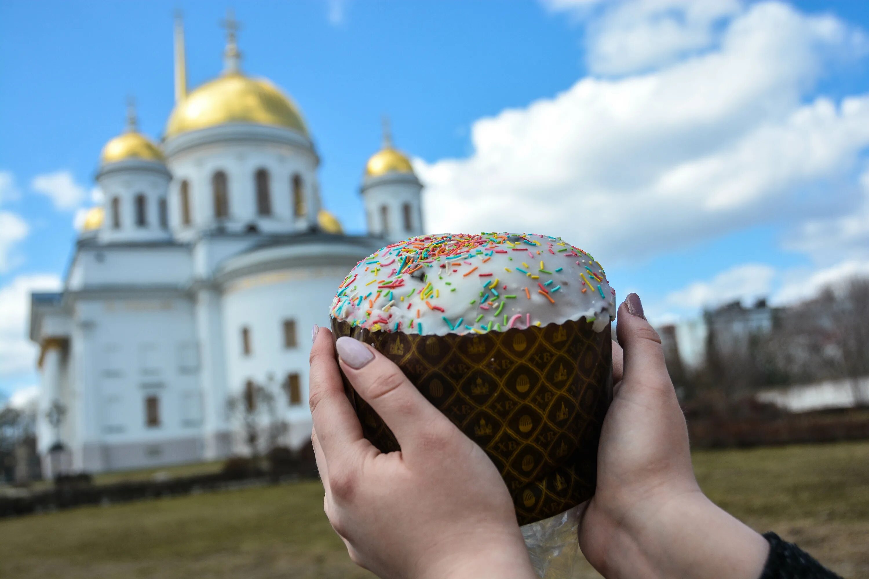 На пасху в церковь когда нужно идти. Кулич и пасха церковь святой троицы санкт-петербург. христос воскресе пасха новоиерусалимский монастырь. кулич «пасхальный». пасхальные яйца и куличи.