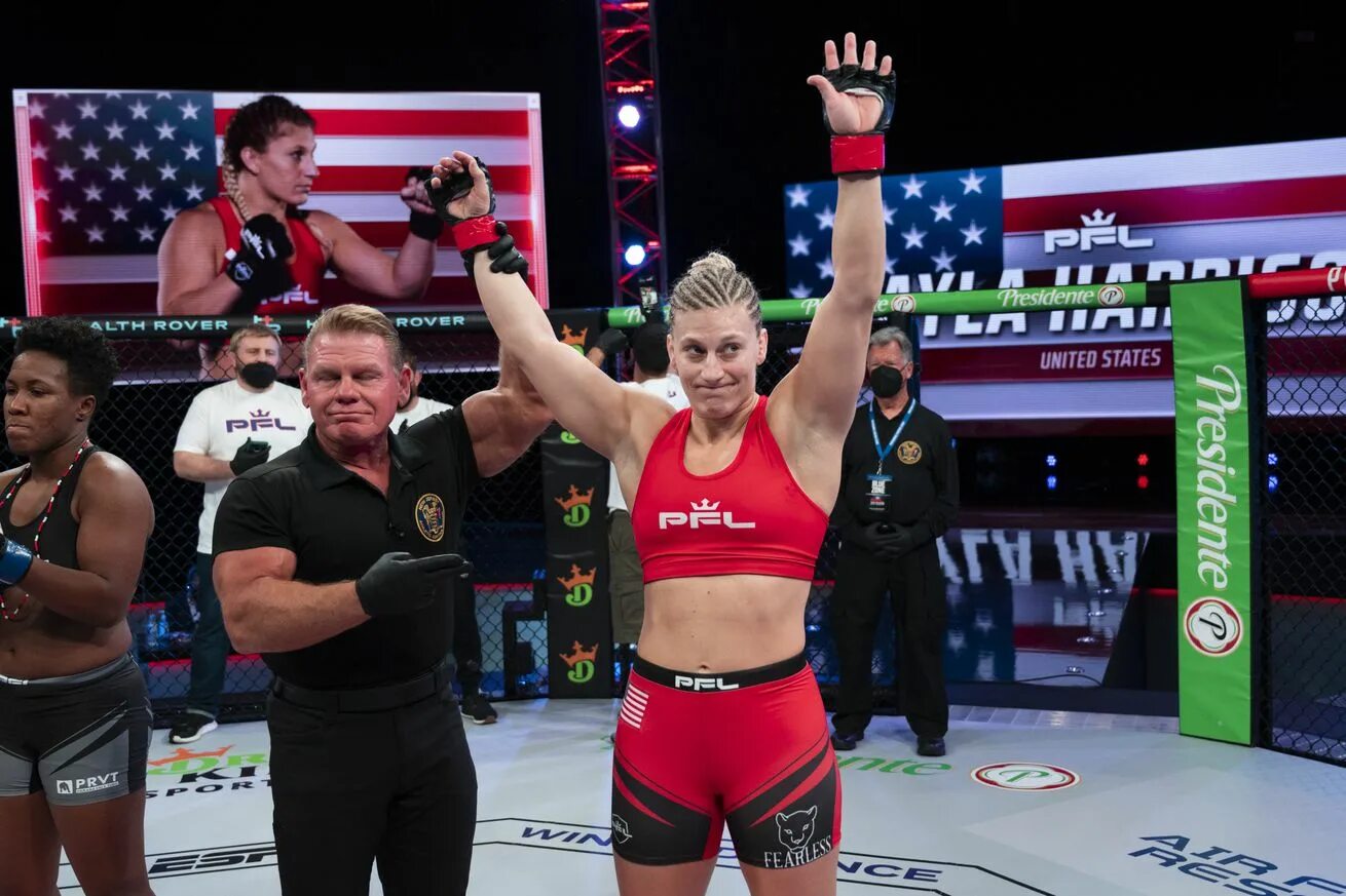 Кайла харрисон юфс. Харрисон боец. Кайла Харрисон боец. Чемпионка PFL Кайла Харрисон. Кайла Харрисон боец ММА.