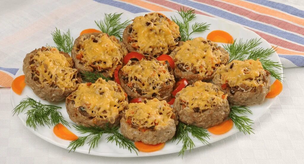 Картофельные гнезда с грибами: пошаговый рецепт с фото Меню недели