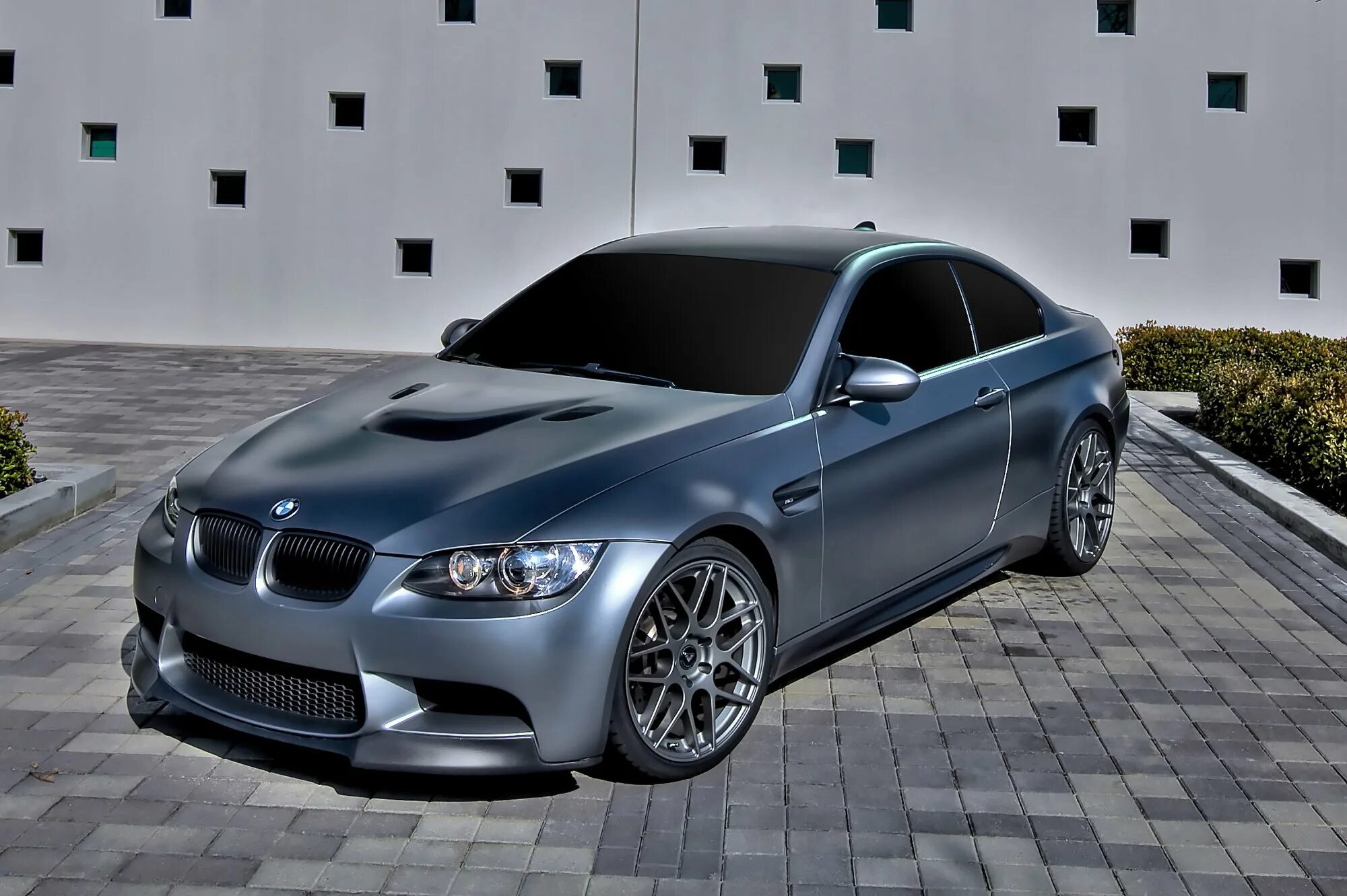 М 3 автомобиль. BMW m3 e92. БМВ м5 e92. BMW e92 Grey. БМВ м3 серая.