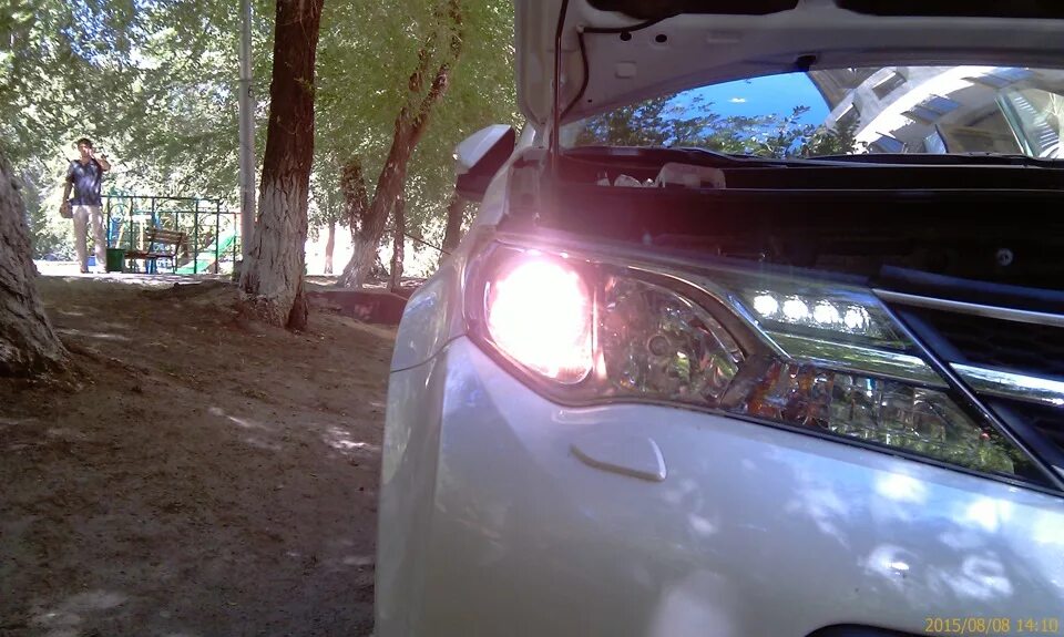 Замена ламп ближнего света - Toyota RAV4 (IV), 2 л, 2015 года электроника DRIVE2