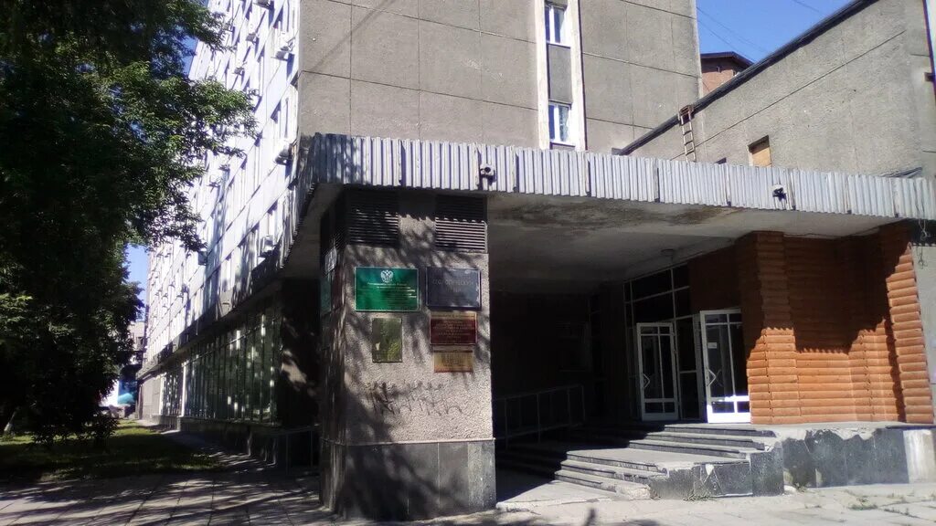 Г иркутск ул российская. Иркутск улица российская 6. Иркутск улица российская. Иркутск гагарина 18 факультетская клиника. Г иркутск ул российская.