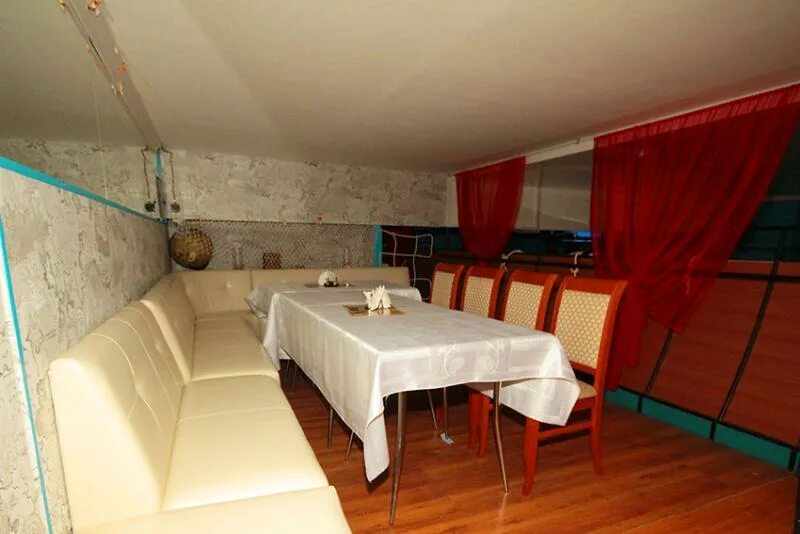 алые паруса афиша. алые паруса караоке. банкетный зал алые паруса в махачкале. караоке паруса. кафе алые паруса саратов.