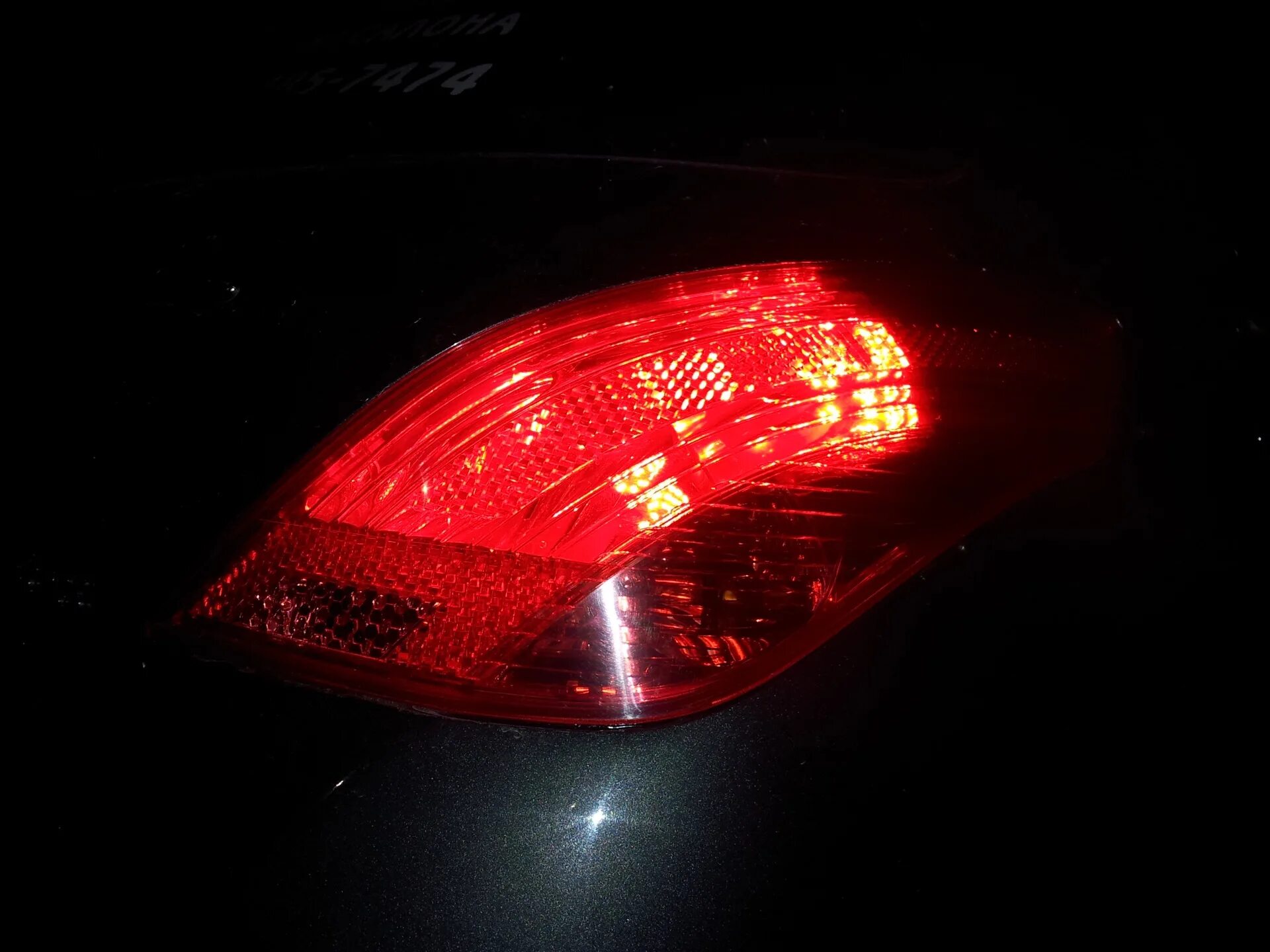 Стоп пежо. Led Peugeot 308. Пежо 308 задние фонари светодиодные. Пежо 308 задние led. Диодные фонари Пежо 308.