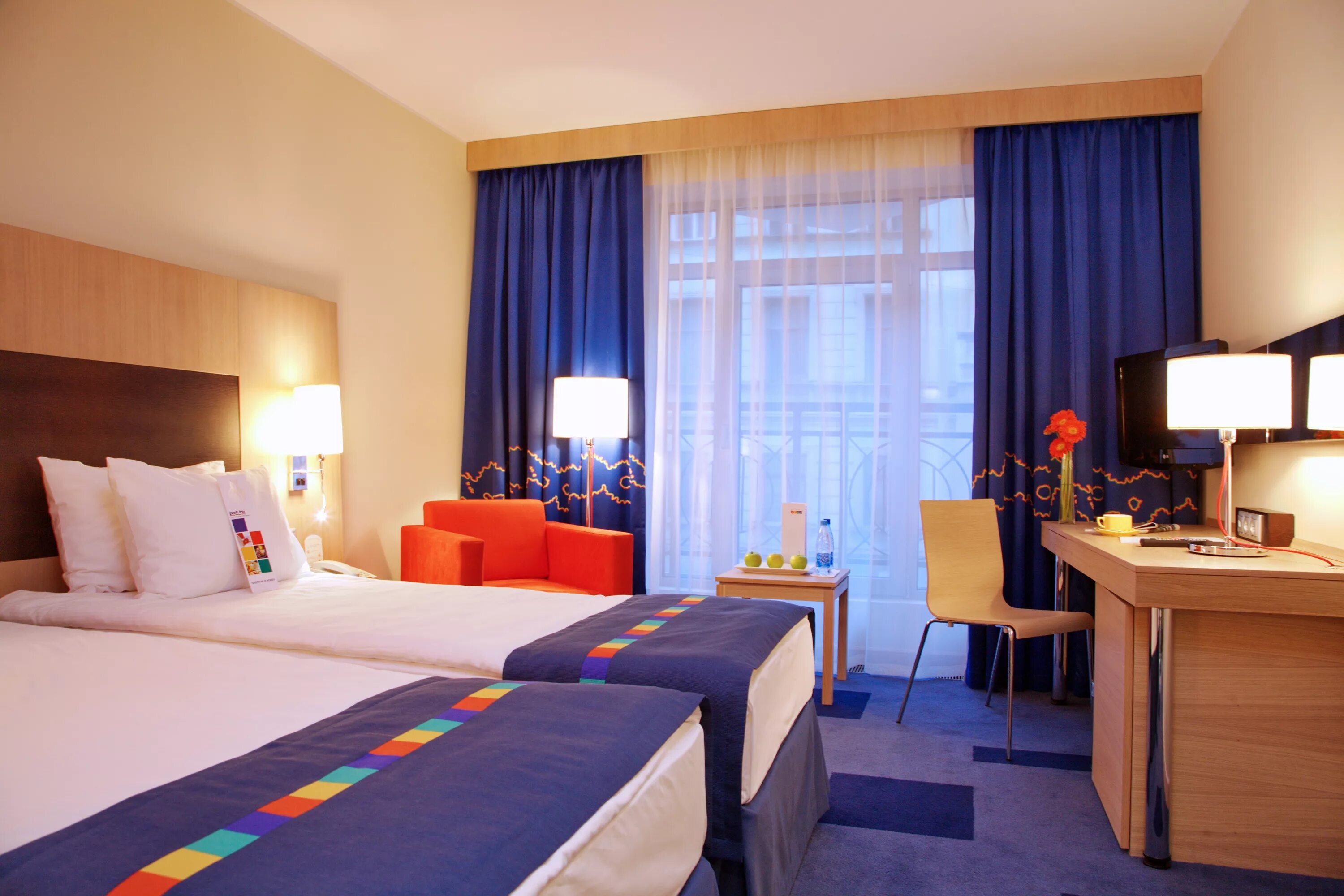 Park inn radisson прибалтийская. Рэдиссон пулковская санкт-петербург. Парк инн рэдиссон невский. Парки рэдиссон санкт петербург. Park inn невский санкт-петербург.