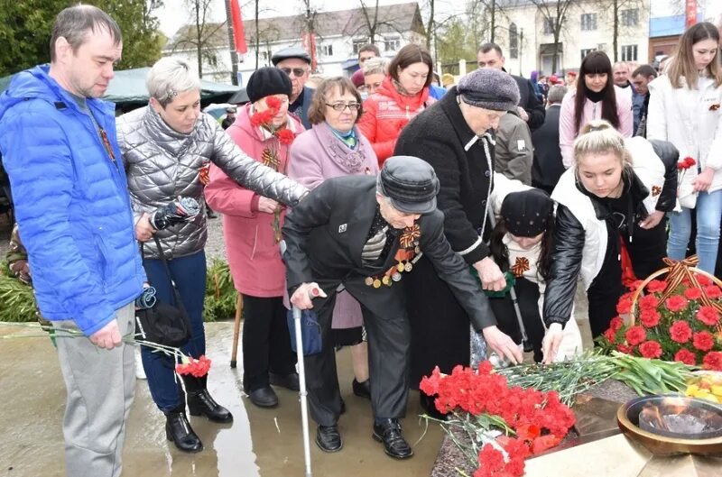Сколько лет прошло со дня победы. День победы прошло мероприятие. Совещание муром в честь дня победы. Дмитров 9 мая. День победы фото.