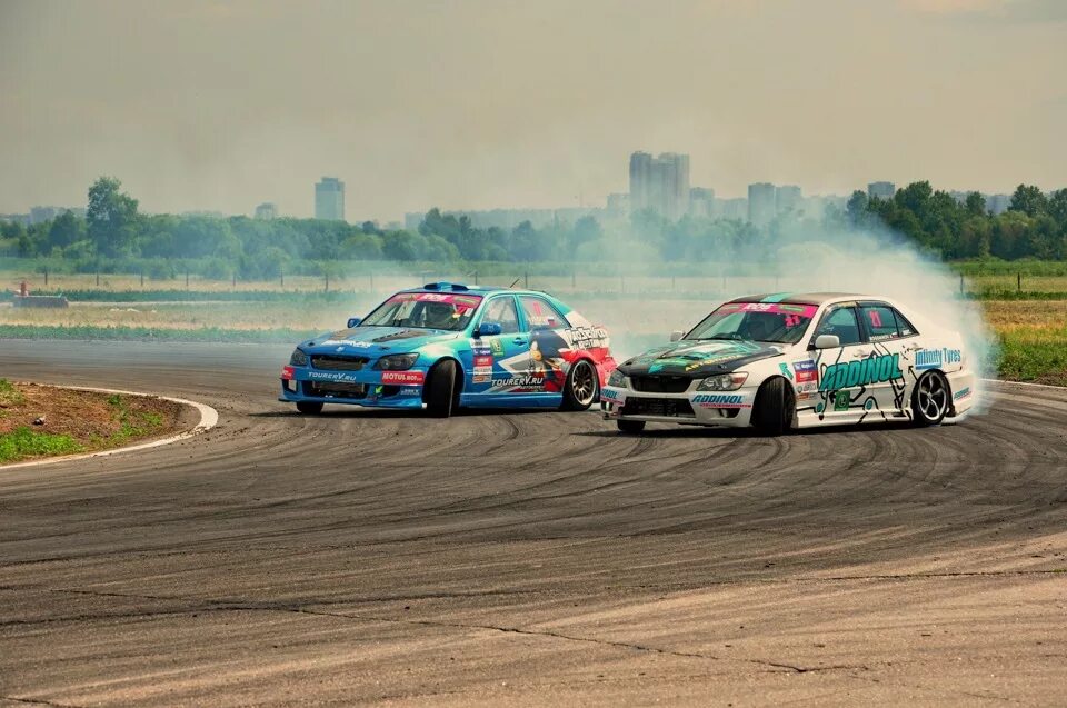 Drift ages. Дрифт Альтезза RDS. Toyota Altezza дрифт. Гоночная Тойота Альтеза. Toyota Altezza RDS.