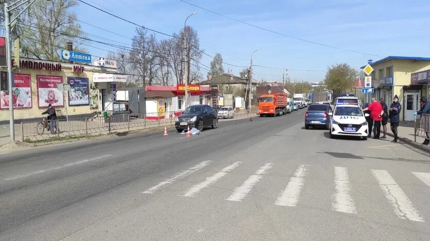 Пешеход. Пешеходный переход. Авария в Орле вчера в Лужках. 22 апреля 19 1