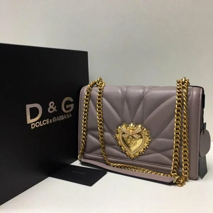 сумка dolce gabbana queen. сумка дольче габбана sicily 62. сумка дольче габбана. сумочка дольче габбана. сумки дольче габбана 2023.