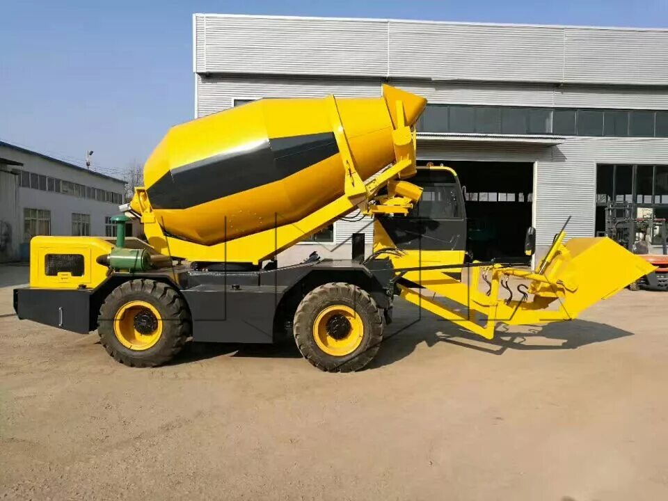 Бетономешалка Concrete Mixer. Самоходная бетономешалка с самозагрузкой. Бетономешалка самоходная с самозагрузкой мини. Бетоносмеситель с самозагрузкой forward cm3000.