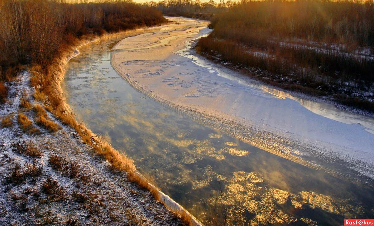 Какой ледостав. Ледостав осенью. Ледостав на реке. Ледостав на реке. Ледостав на реке.
