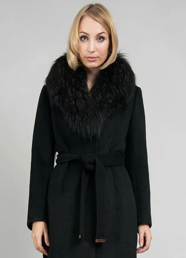 пальто женское белое с мехом. кашемировое пальто женское на зиму. зимнее пальто женское светлое. пальто женское с отделкой из меха. красное пальто с мехом.