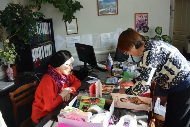 соцзащита верх-исетского района екатеринбурга. соц защита верх исетский. гау кцсон верх-исетского района г екатеринбурга сотрудники. хомякова 14 екатеринбург. гау кцсон верх-исетского района г екатеринбурга сотрудники.