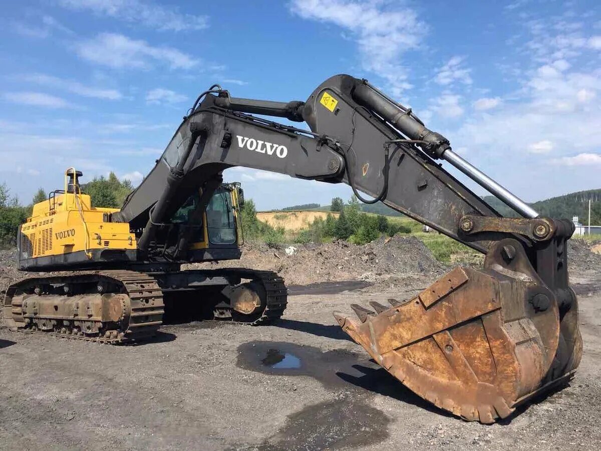 Экскаватор бу вольво. Вольво 700 экскаватор. Экскаватор Volvo EC 700 ковш 5 куб. Экскаваторы Volvo ес340. Экскаватор Вольво 700 объем ковша.