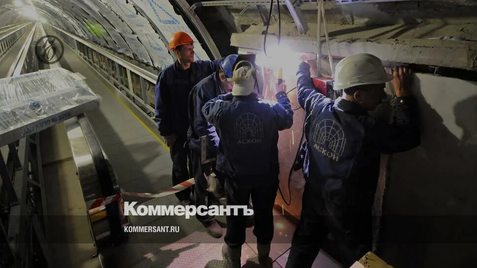 Проездной в метро санкт-петербурга. Проездной в метро санкт-петербурга. Метрополитен москвы. Строящиеся станции метро. Закрытая станция метрополитена.