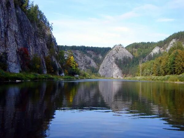 White river. Река Агидель белая Башкортостан. Река Агидель Уфа. Река белая Агидель Уфа. Река белая Башкирия памятники.