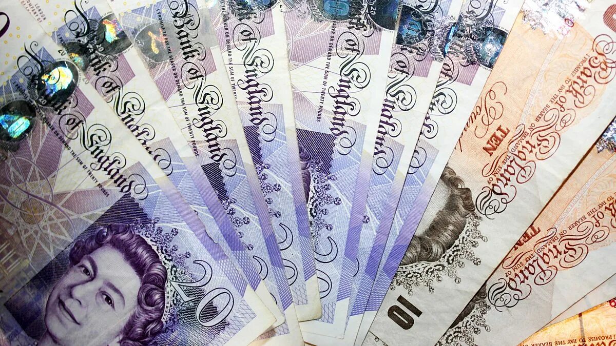 1000000 стерлингов. Миллион фунтов. 9 миллионов фунтов стерлингов в рублях. 1 миллион фунтов стерлингов.
