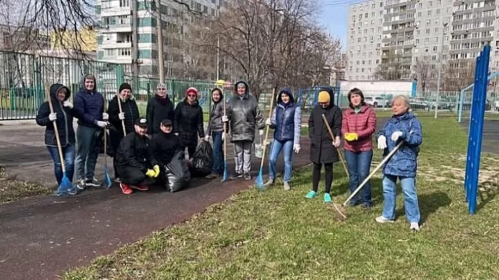 Школы района отрадное. Школьный субботник. Субботник в школе. Группа субботник. Управа Лосиноостровского района субботник 2023г.