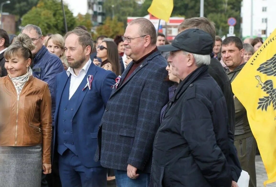 Губернатор митинги. Губернатор Запорожской области. Губернатор Пензы. Губернатор Пензенской области. Губернатор Пензы 2022.