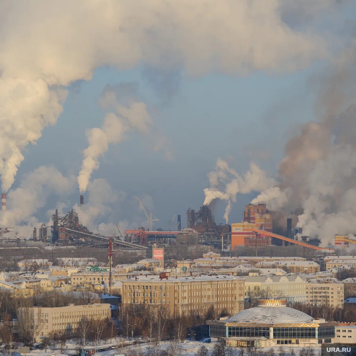 небо нижнего тагила. северное сияние в нижнем новгороде 2020. нижний тагил небо. нижний тагил экология. световые столбы северное сияние москва.