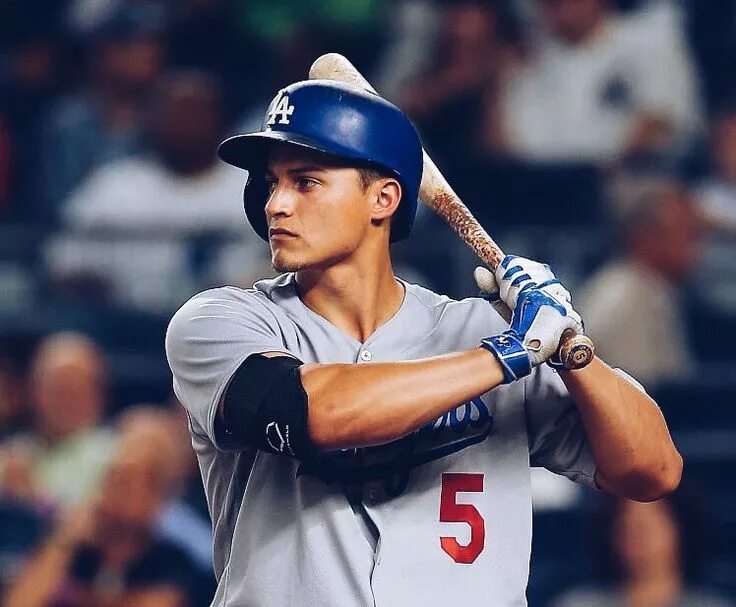 Бейсбол лучшее. Corey Seager. Доджерс Бейсбол. Пак Чон бейсболист. Carrera 28 Бейсбол.