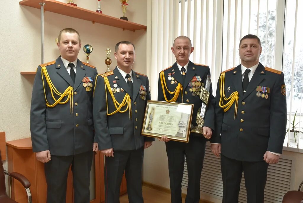 Кричев горисполком. Сайт кричевского райисполкома официальный сайт. Кричев день милиции. Лазакович андрей валерьевич кричев. Кричевский мвд.