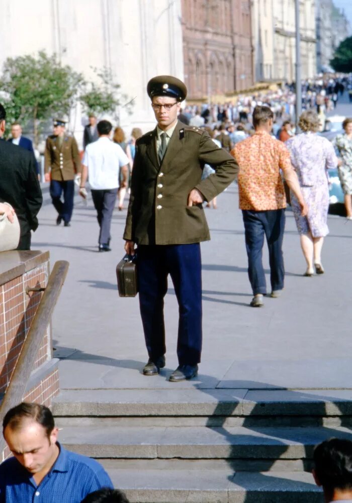 Советский человек и гражданин ссср. Хаммонд Москва лето 1964. Советские люди. Фото СССР. Советский гражданин.