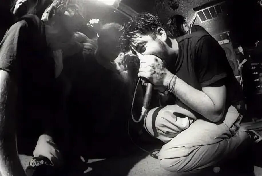 Deftones let me get what i want. Deftones passenger. deftones drive. brief exchange chino moreno. фото со съемок deftones - you&#039;ve seen the butcher.