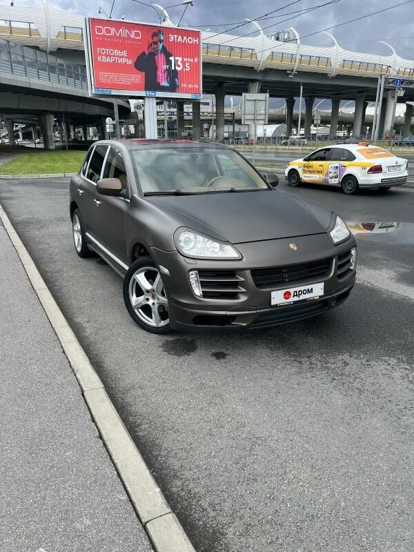 Porsche cayenne 2023. Мазда сх7 на 22 колесах. Порше 958 рестайлинг коричневый эстетика. Порше 958 рестайлинг коричневый. Кайен спб.