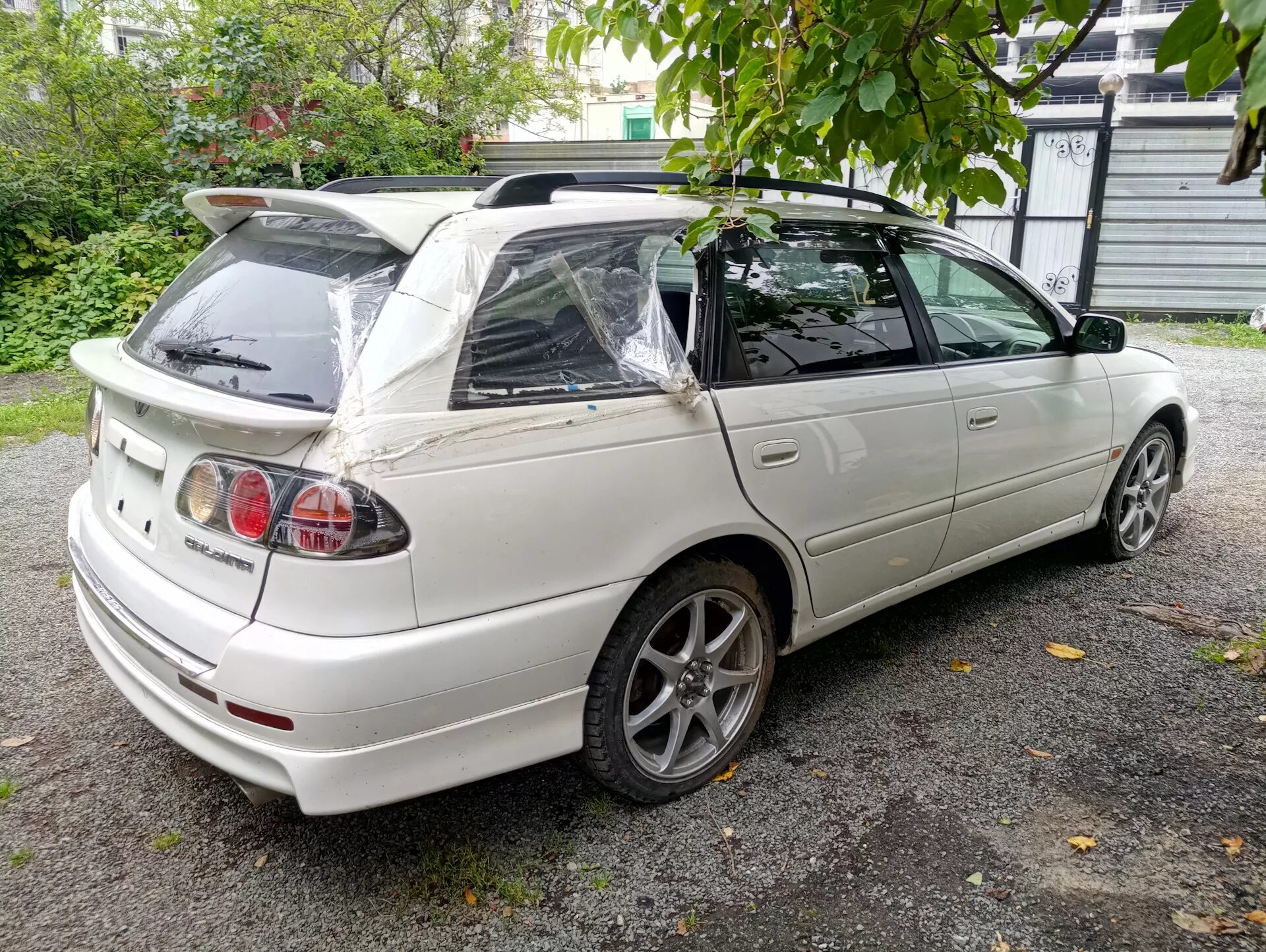 Калдина 215 купить. Тойота Калдина st215. Toyota Caldina gt-t st215. Toyota Caldina st215 gt. Тойота Калдина 215 кузов.