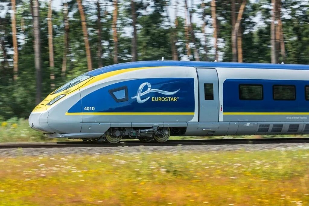 Train direction. Поезд eurostar. eurostar train поезд. eurostar e320. eurostar поезд париж лондон.