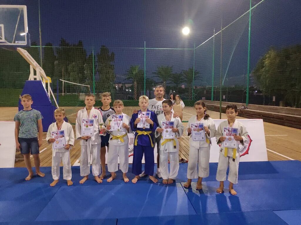 Спорт школы симферополя. Спорт школы симферополя. Спортивная школа симферополь. Спорт школы симферополя. Мбу спортивная школа бокса имени а.