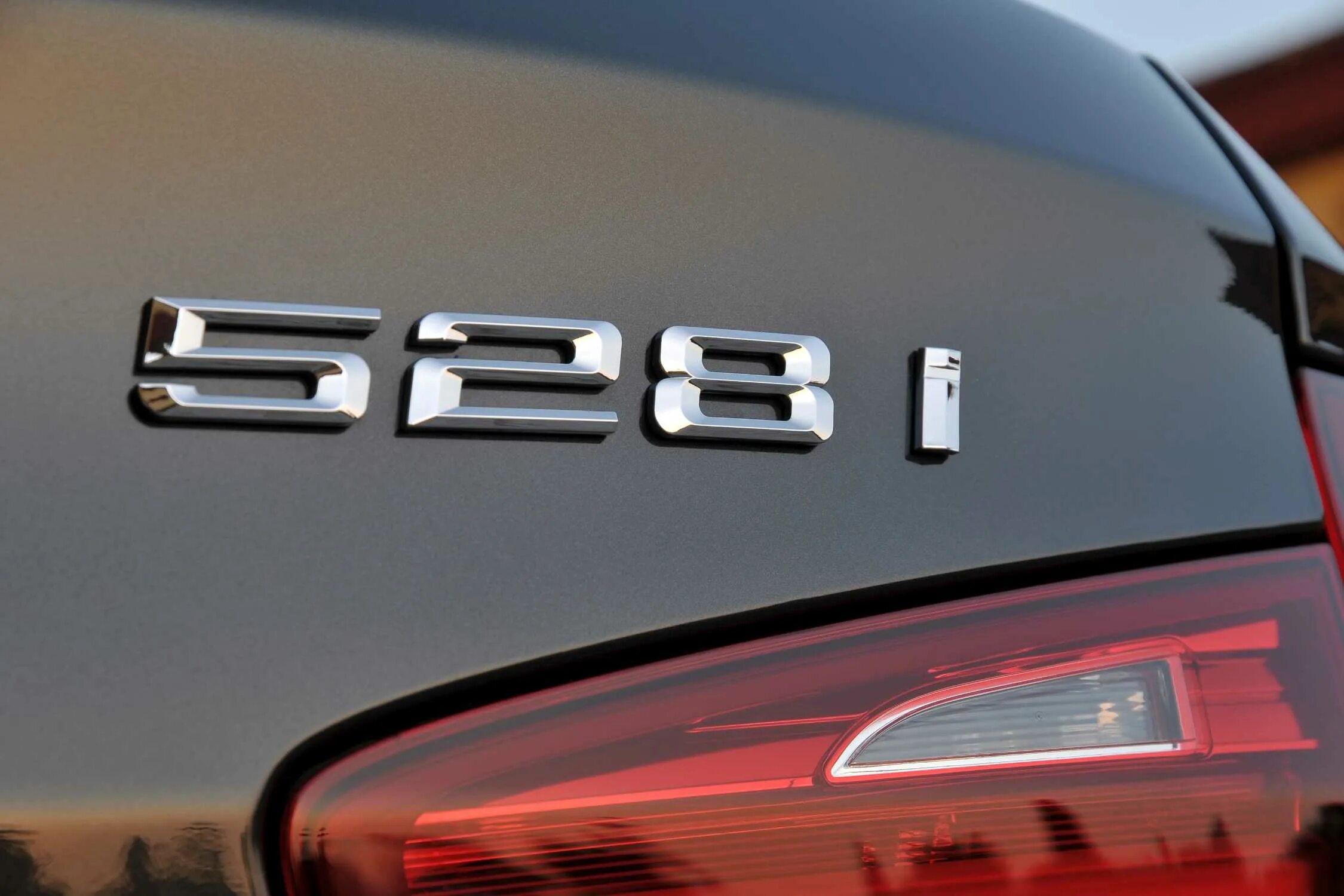 Применил опцию S320A или проще говоря, снял шильдики) - BMW X6 (E71/E72), 3 л, 2