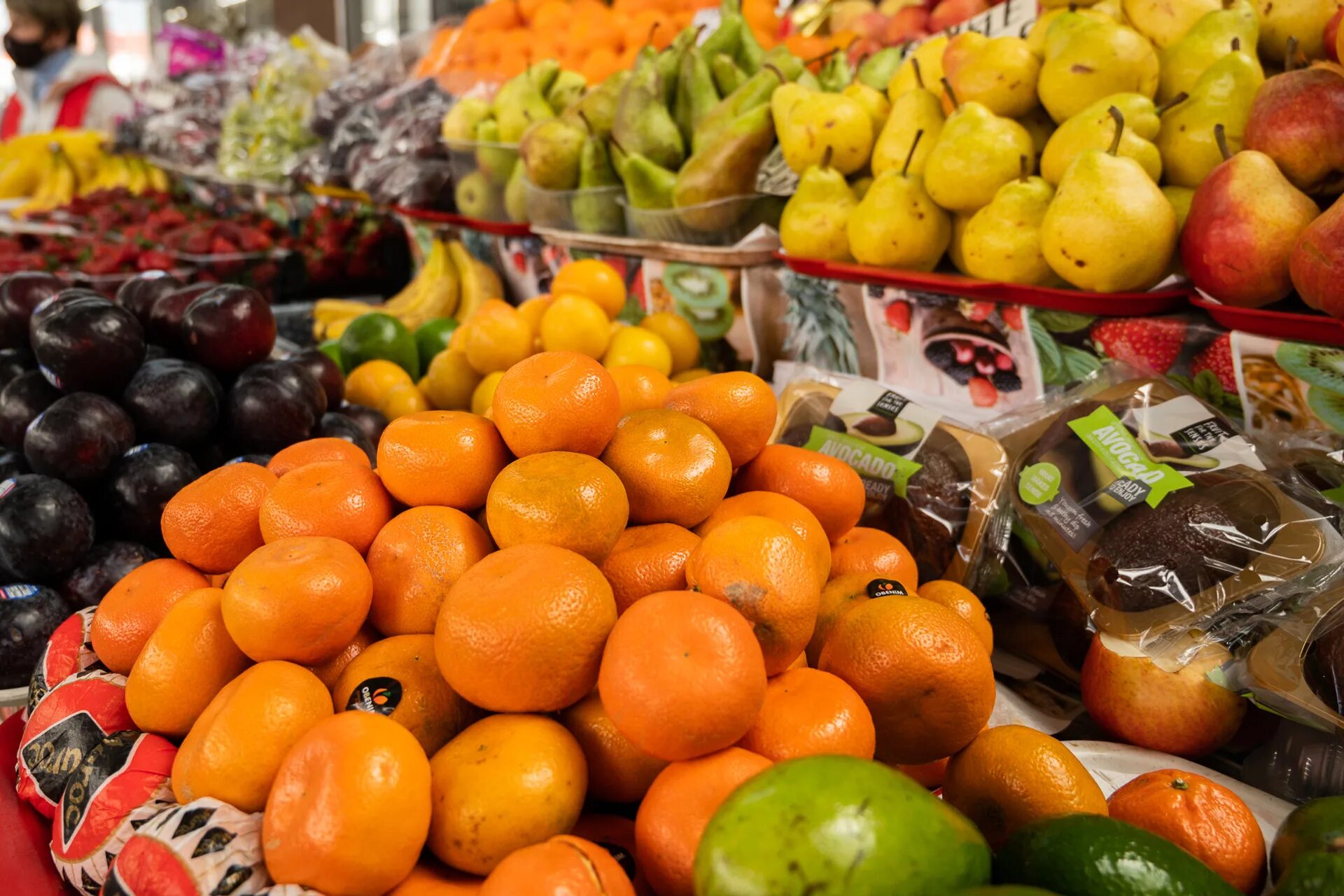 закупка продуктов. оптовка продукты. оптовый магазин продуктов иваново. недорогие продукты питания. магазин светофор внутри.