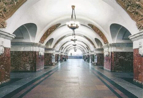 Моховая станция метро