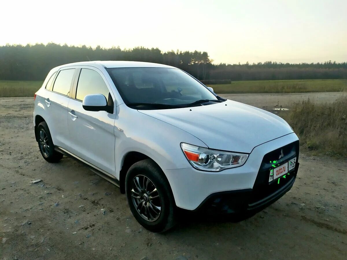 Mitsubishi asx 2010. Mitsubishi ASX 1.6 МТ 2010. Мицубиси АСХ 2010 цвет белый. Мицубиси АСХ 2010 год белая.