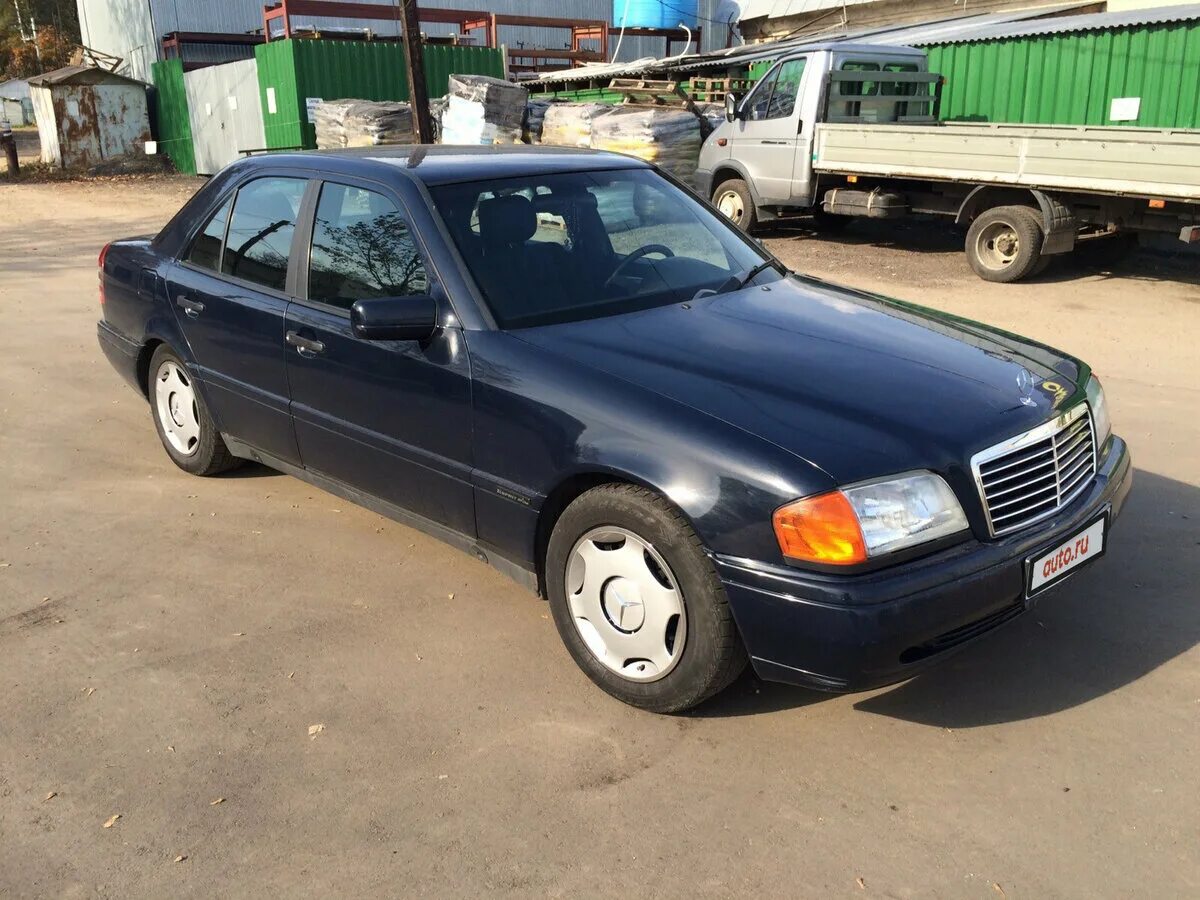 Рассрочка автомобиль легковой. Мерседес Бенц c 280 1996. Машины в рассрочку в Нальчике. Купить машину бу Дербент. Купить автомобиль в рассрочку с пробегом Дербент с банка.