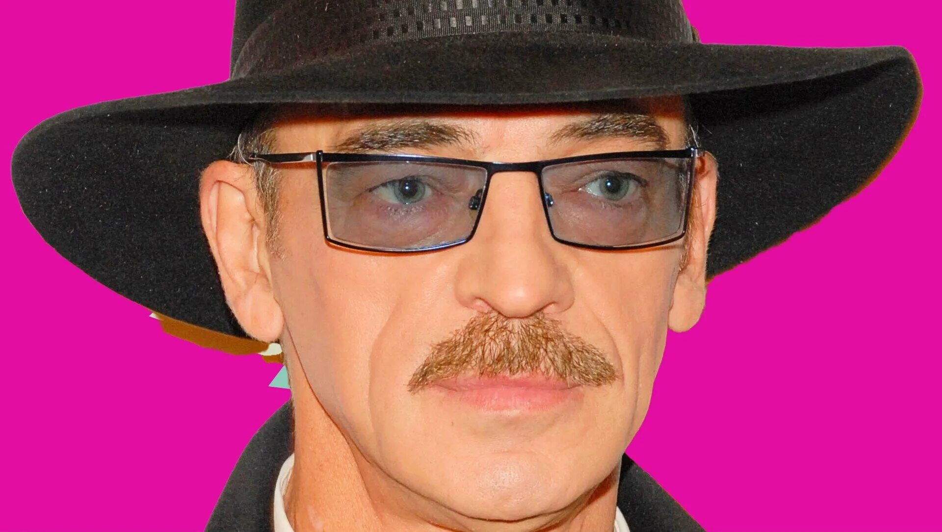 Михаил боярский. Почему боярский всегда в шляпе. Почему боярский всегда в шляпе. Михаил боярский жив или нет. Михаил боярский.