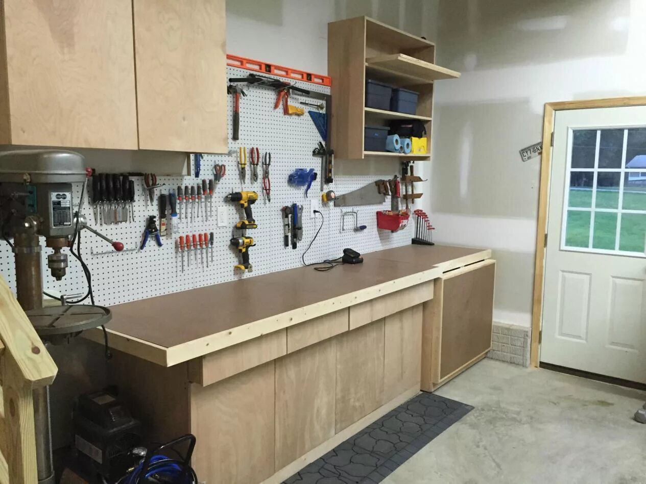 Столярная мастерская. Мастерская. Металлообрабатывающая мастерская в гараже. Домашняя мастерская. Творческая мастерская.