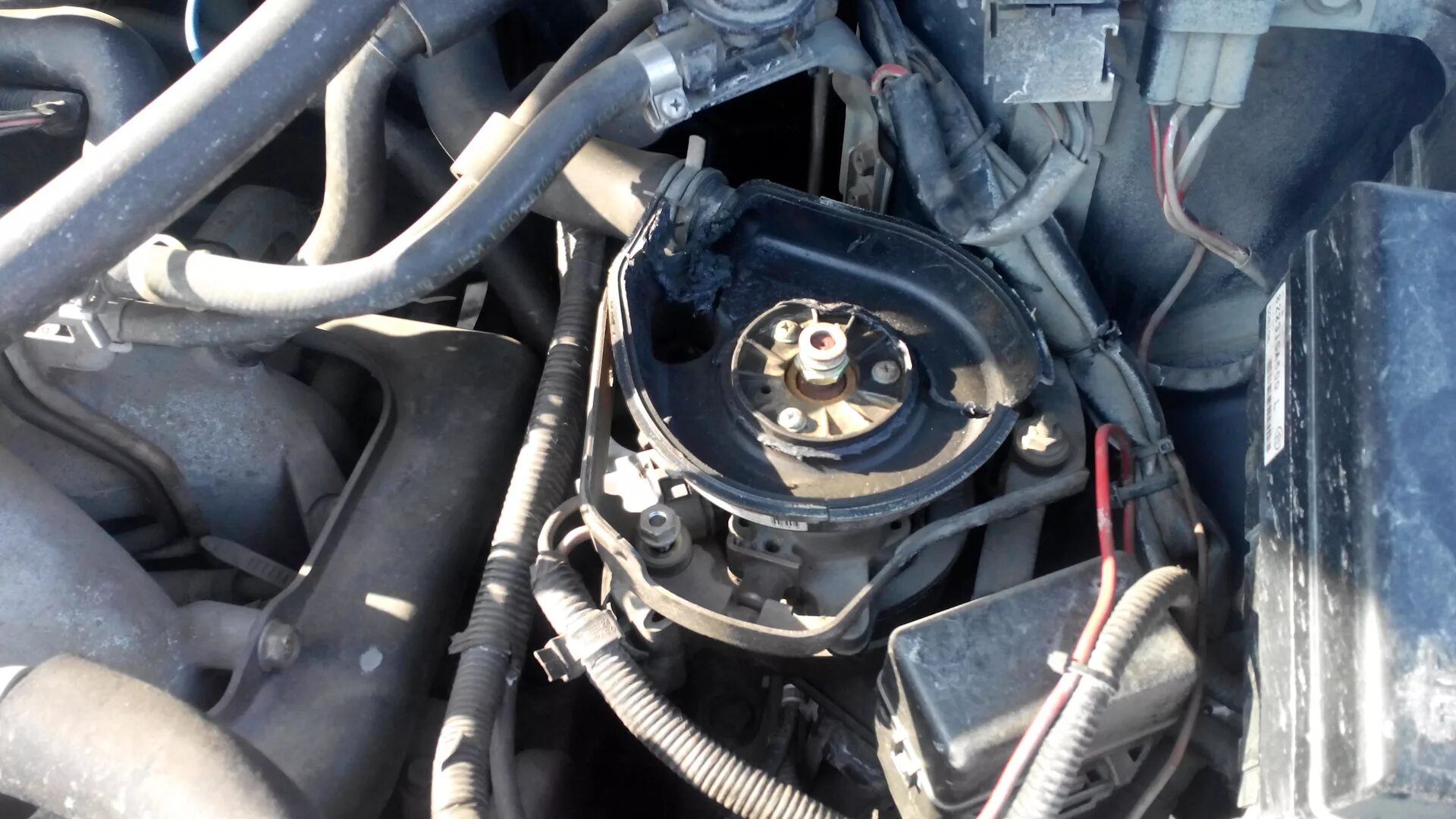 Субару вторичный воздух. Клапан вторичного воздуха forester sh. P0410 subaru forester. Клапан вторичного воздуха субару форестер. Клапан воздуха субару форестер 2.