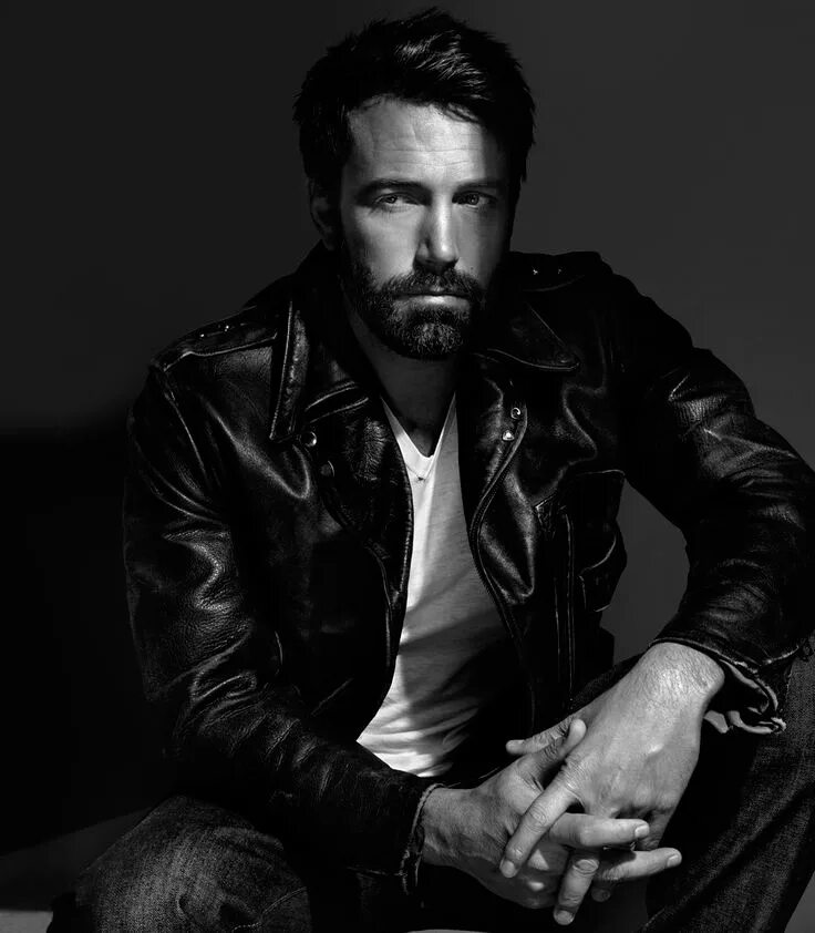 Песня брутальный мужчина. Брутальная песня. Фото тома харди. Песня брутальный мужчина. Том харди фото.