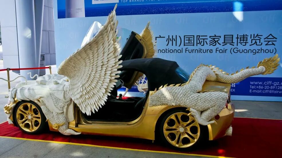 Китайский тюнинг. Машины и драконы. Китайские автомобили дракон. Китайский дракон на авто. Машина в виде дракона.
