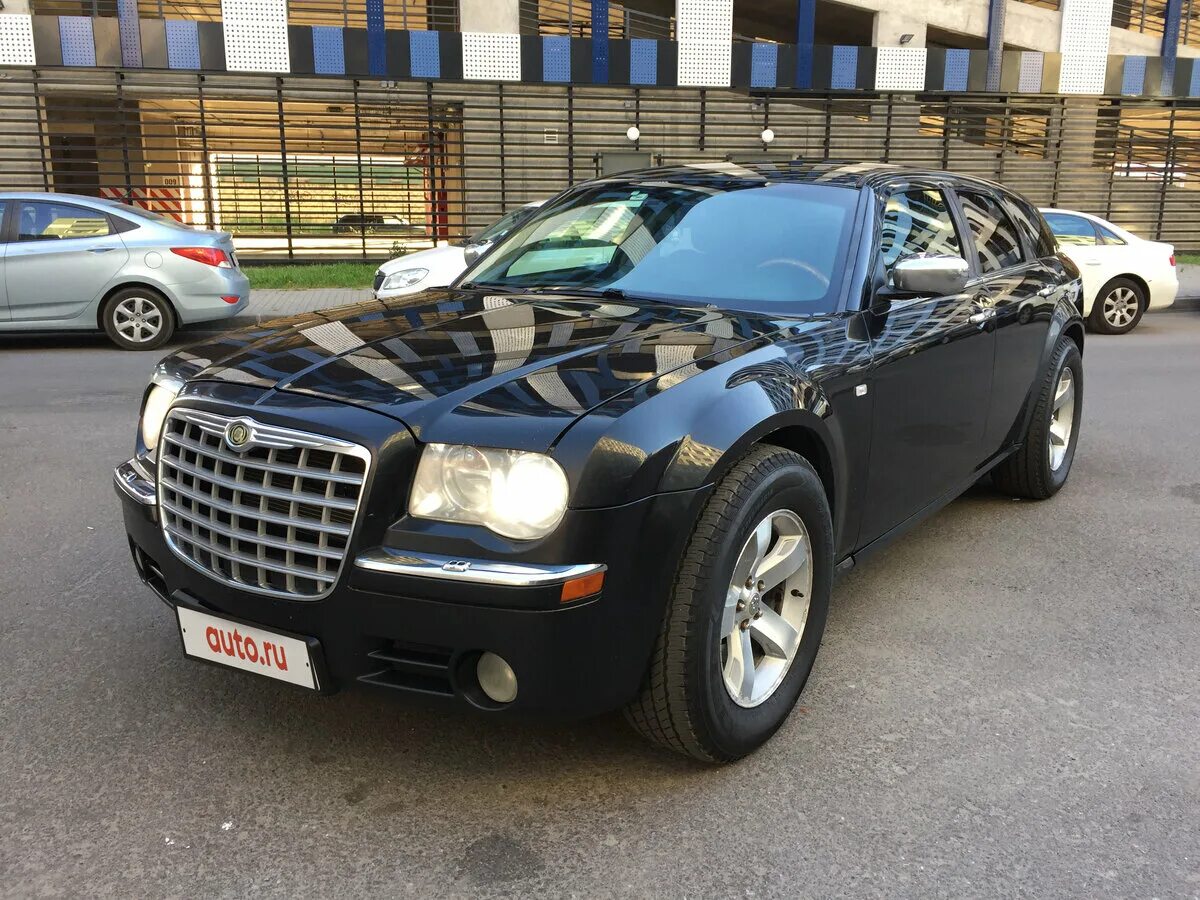 Крайслер универсал 300с 3.5. Chrysler 300c 3.5. Chrysler 300c i. Крайслер 300с универсал черный. Крайслер машина производитель