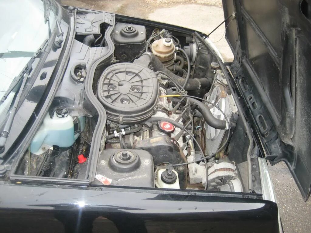 Renault 5 двигатель. Рено 5 ГТ турбо. Renault 5. Рено 5 турбо двигатель. Renault 5 gt Turbo engine.