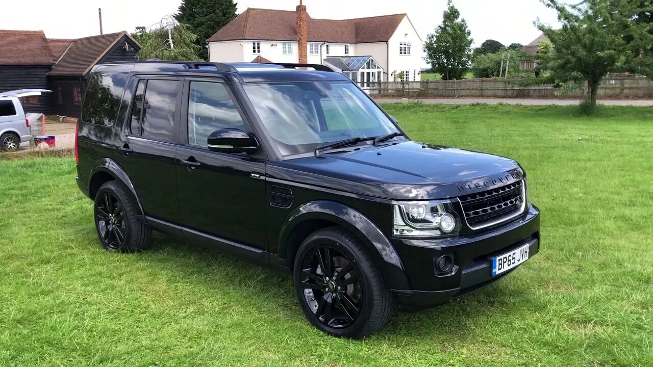 Тонированный land rover discovery. Ленд ровер дискавери 4 черный. Ленд ровер дискавери черный 2014. Ленд ровер дискавери 4 черный. 0 дизель.